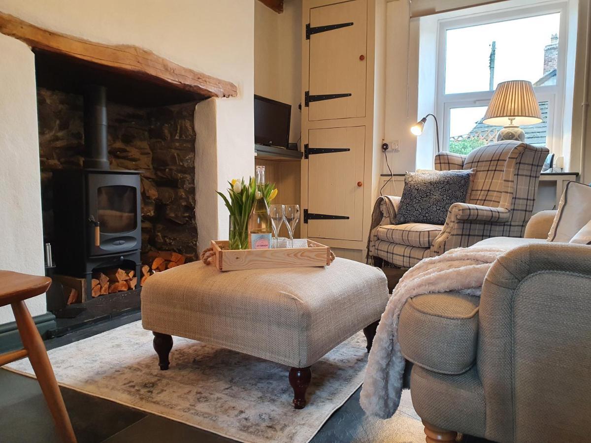 Cosy In Heart Of * Llangollen