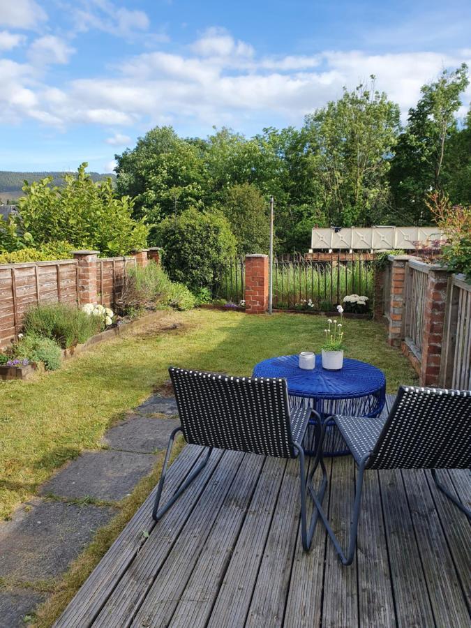 Cosy In Heart Of Holiday home Llangollen